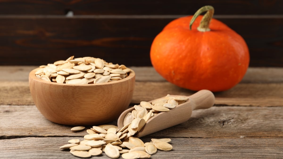 This Is My Favourite Option to Separate, Season, and Roast Pumpkin Seeds